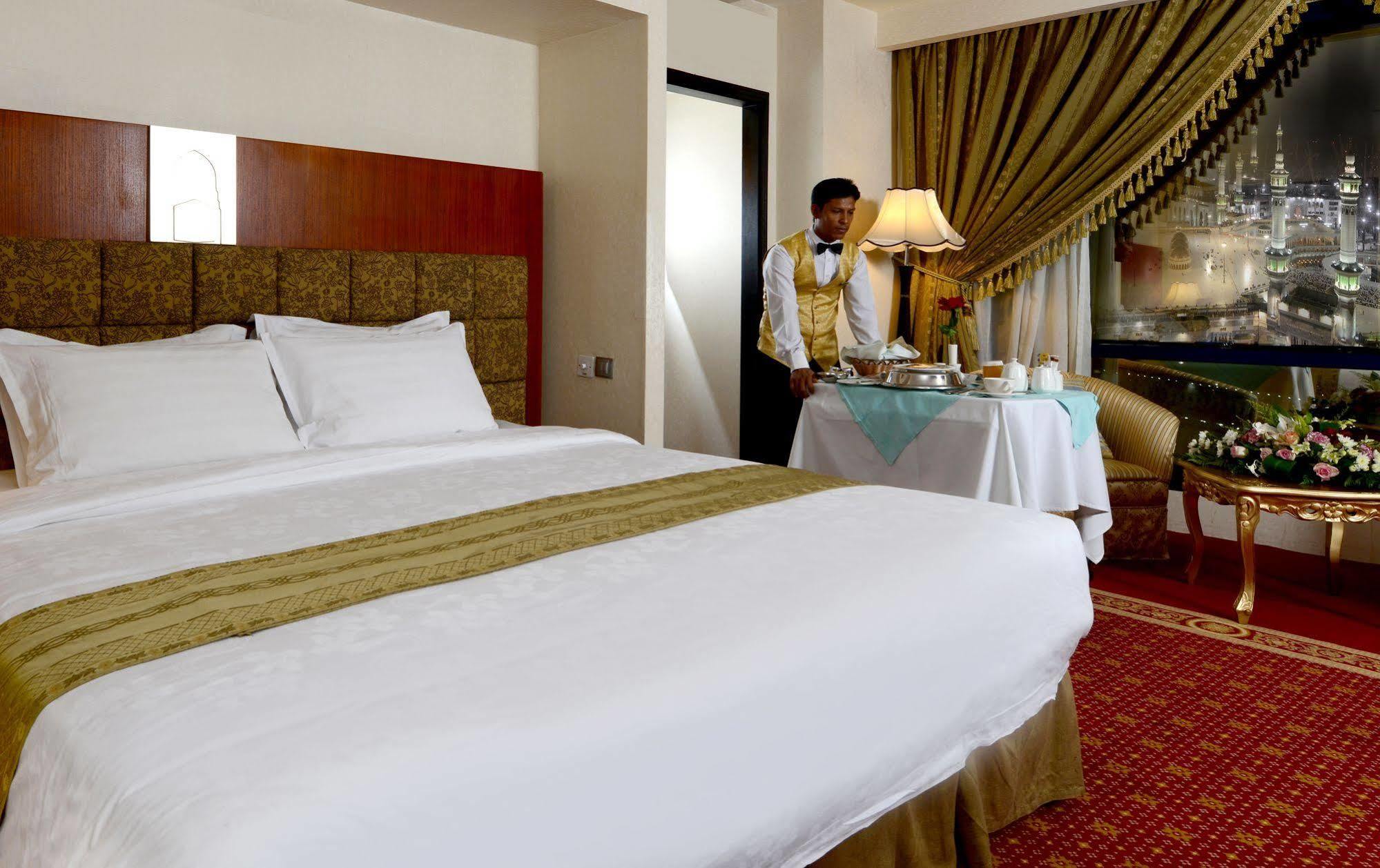 Al Safwah Orchid Hotel Mekka Buitenkant foto A room at the Grand Hotel